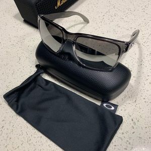 Oakley Holbrook Polarized Dark Ink Fade